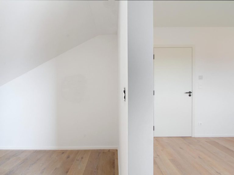 .mit begehbarem Kleiderschrank .mit begehbarem Kleiderschrank