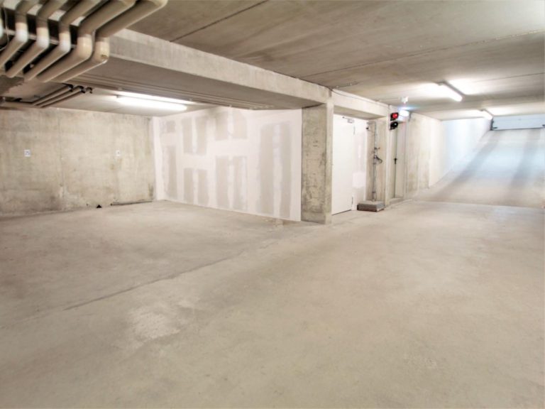 2 Tiefgarageneinzelstellplätze 2 Tiefgarageneinzelstellplätze