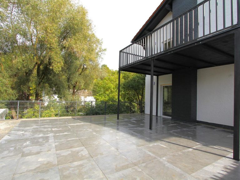 ...mit über 66m² ...mit über 66m²