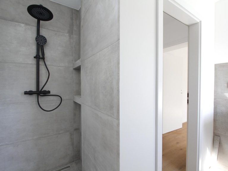 ...mit Walk-In-Dusche ...mit Walk-In-Dusche